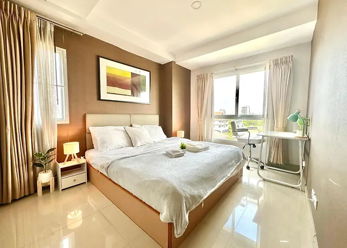 Apartment Cosy 2 Bedrooms Near Ekkamai Bangkok