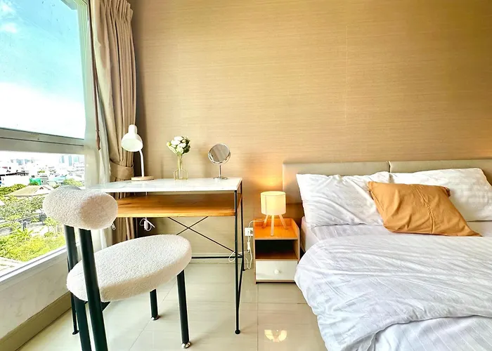Cosy 2 Bedrooms Near Ekkamai *